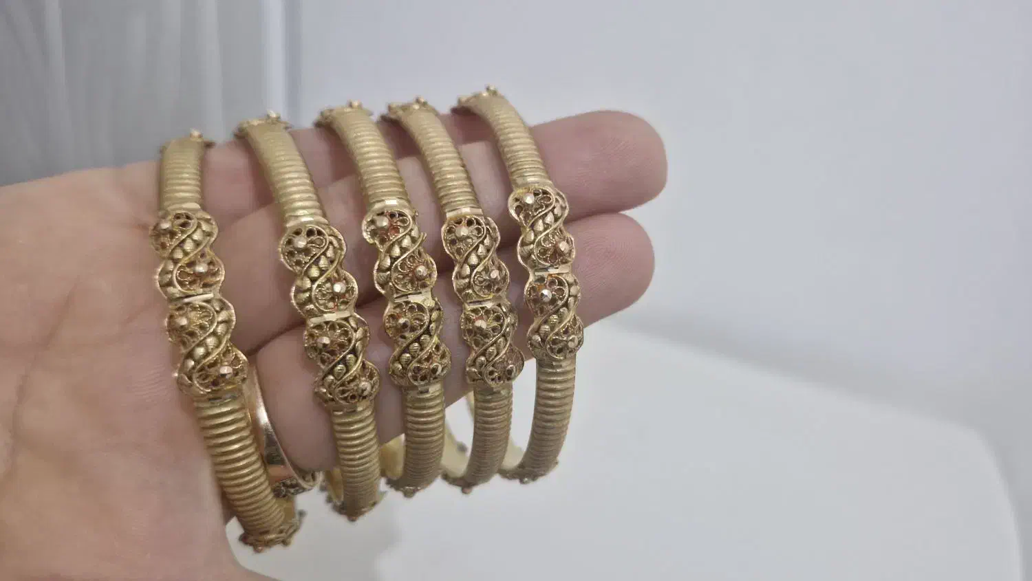 النگو طلا|جواهرات|جم, |دیوار