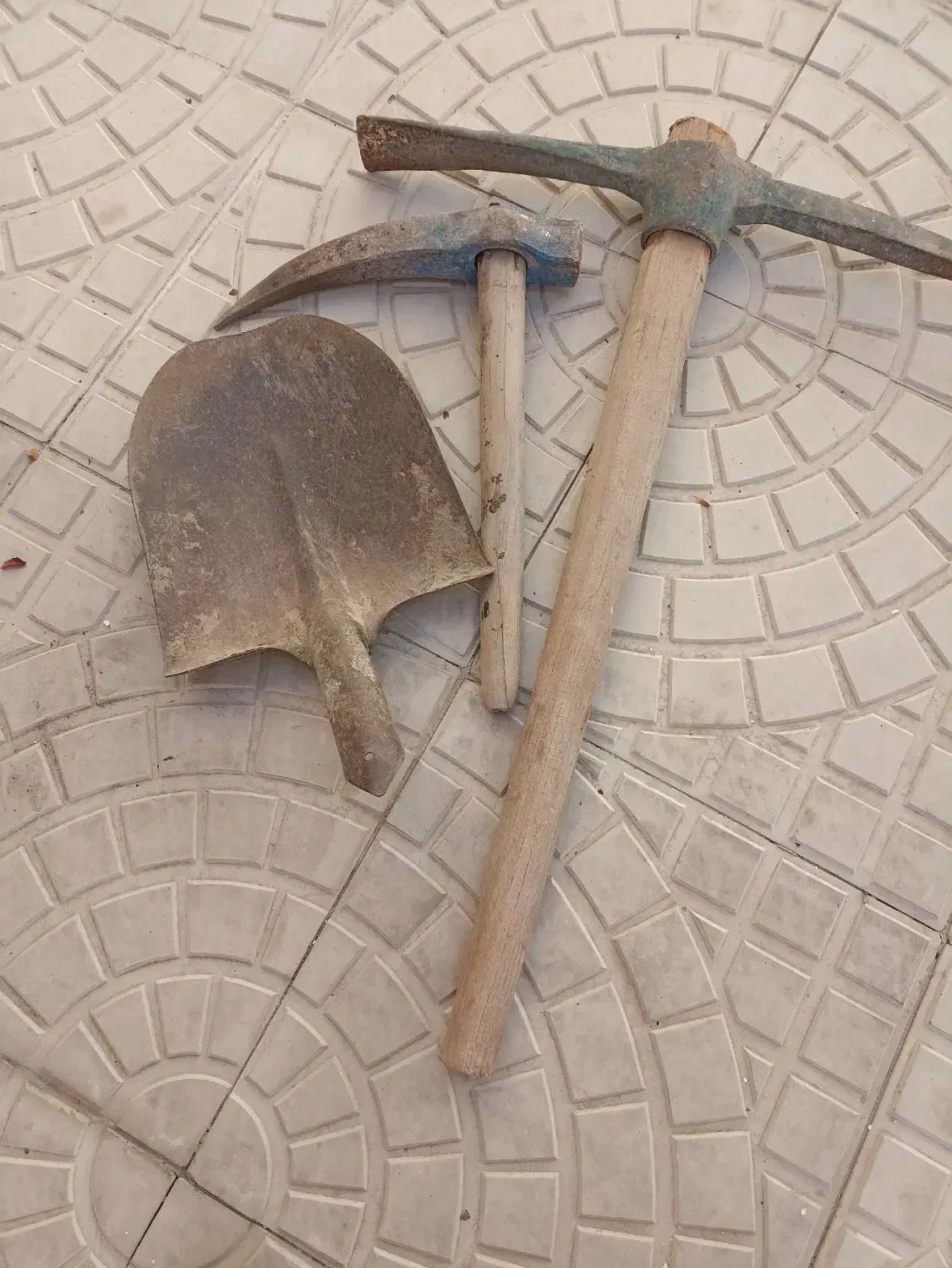 بیل وکلنگ|مصالح و تجهیزات ساختمان|اهر, |دیوار