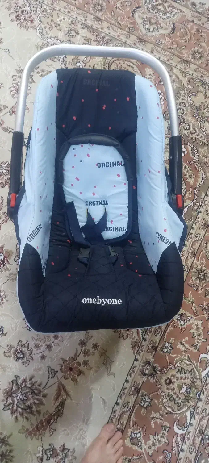 کریر بچه|اسباب و اثاث بچه|نیشابور, دارایی|دیوار