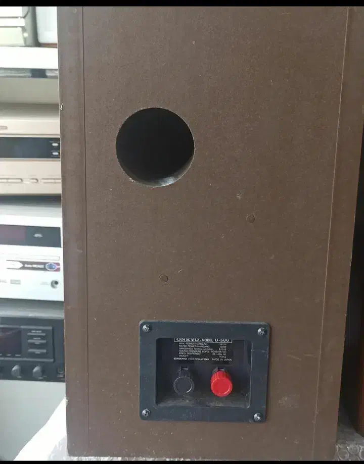 گرامافون قدیمی|کلکسیون اشیاء عتیقه|یاسوج, |دیوار