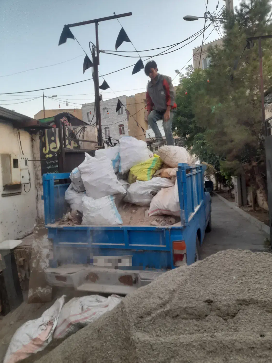 حمل نخاله ساختمانی و صنعتی و بار|خدمات حمل و نقل|کرج, گوهردشت|دیوار