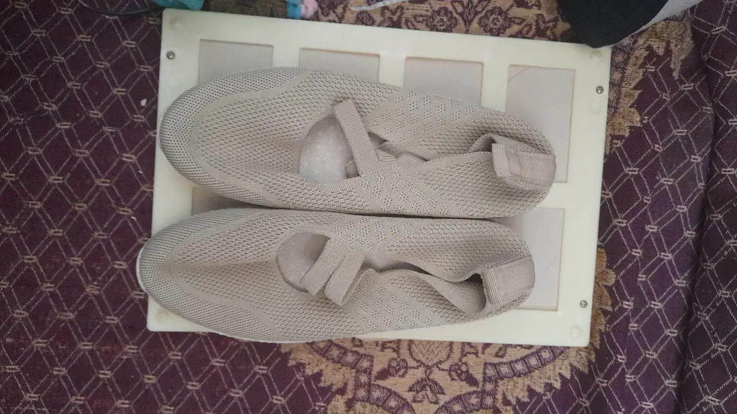 کفش|کیف، کفش، کمربند|باقرشهر, |دیوار