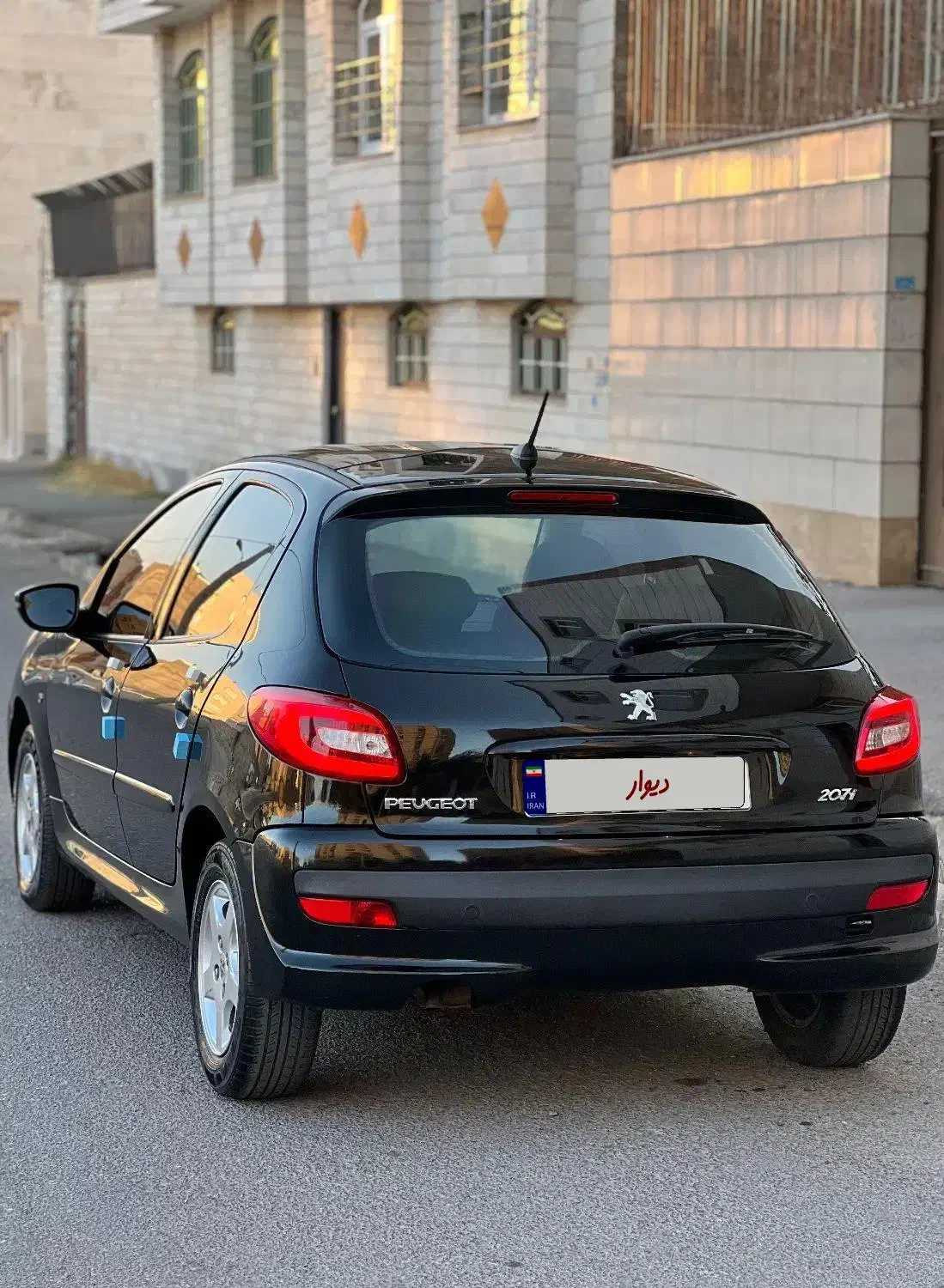 ۲۰۷ مدل ۱۴۰۱|خودرو سواری و وانت|قزوین, |دیوار