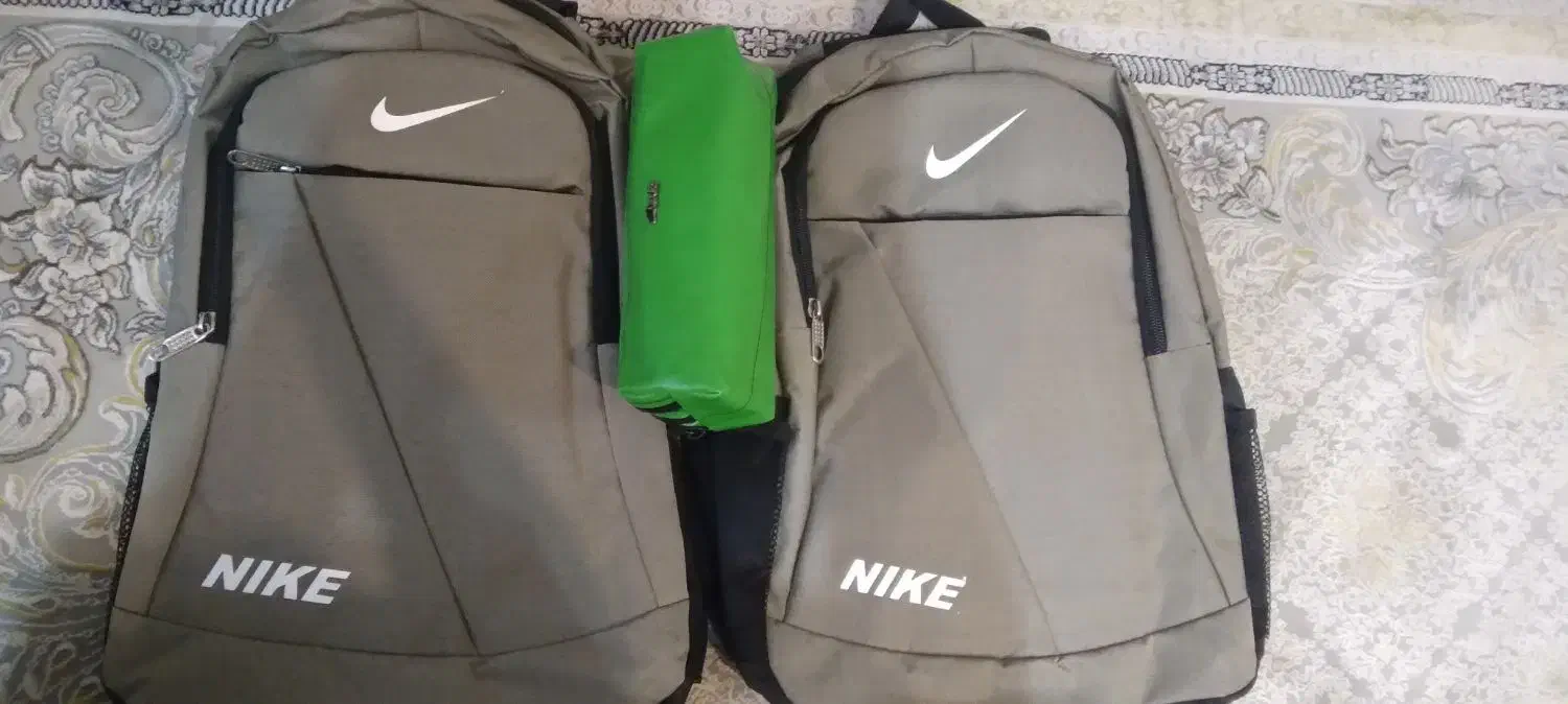 دو کوله پشتی مارک NlKE و یک جامدادی|کیف، کفش، کمربند|رشت, جماران|دیوار