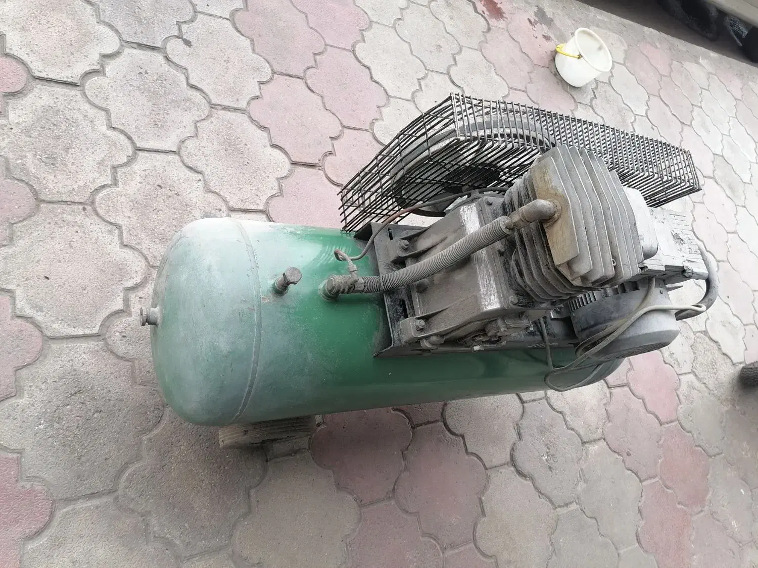 پمپ باد|ماشینآلات صنعتی|رشت, رودباری|دیوار