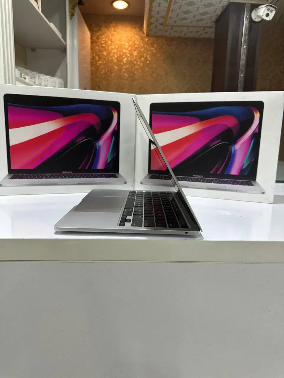 MacBook pro 2020 touchbar 512|رایانه همراه|تهران, ستارخان|دیوار
