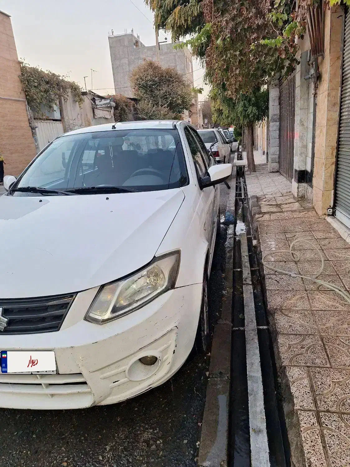 ساینا مدل ۹۷|خودرو سواری و وانت|شاهدشهر, |دیوار