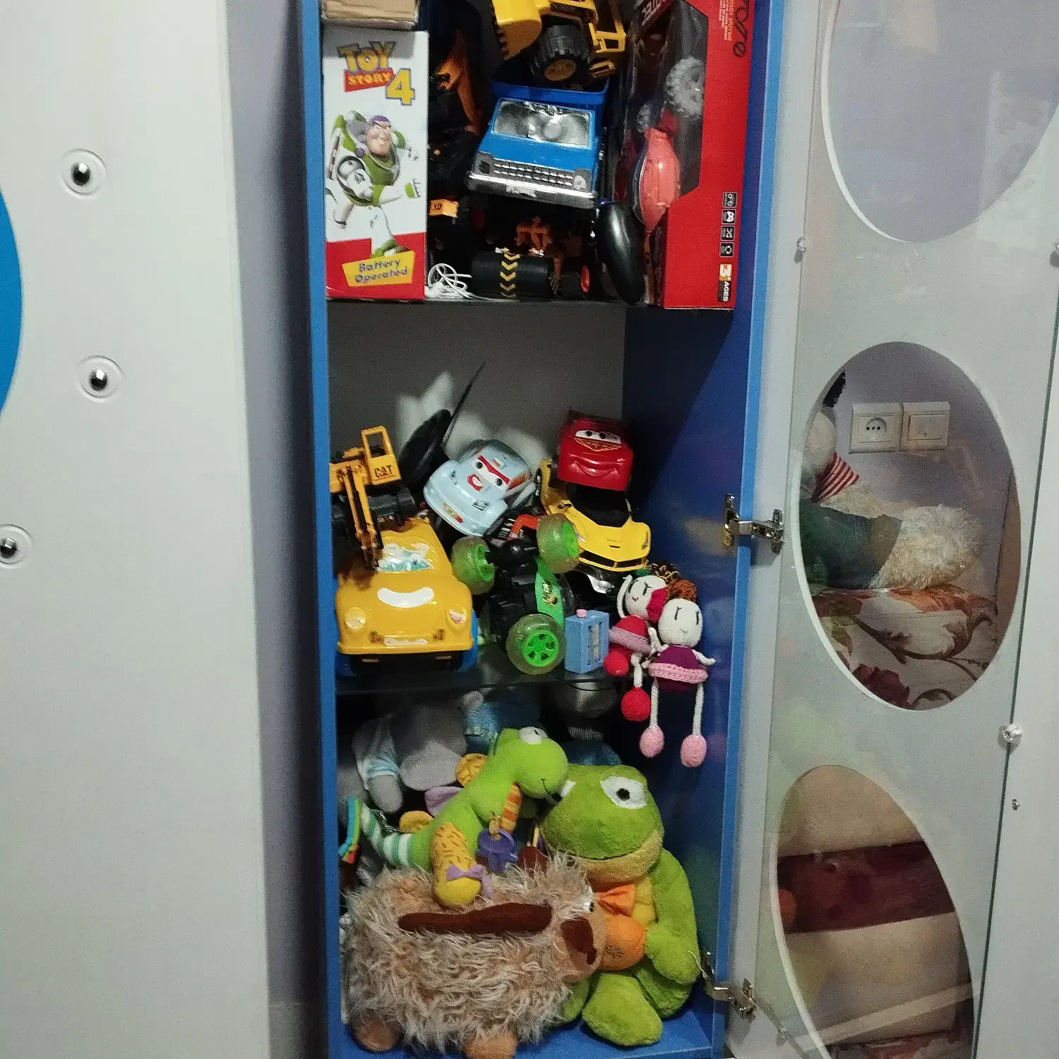 کمد کودک|اسباب و اثاث بچه|مبارکه, |دیوار