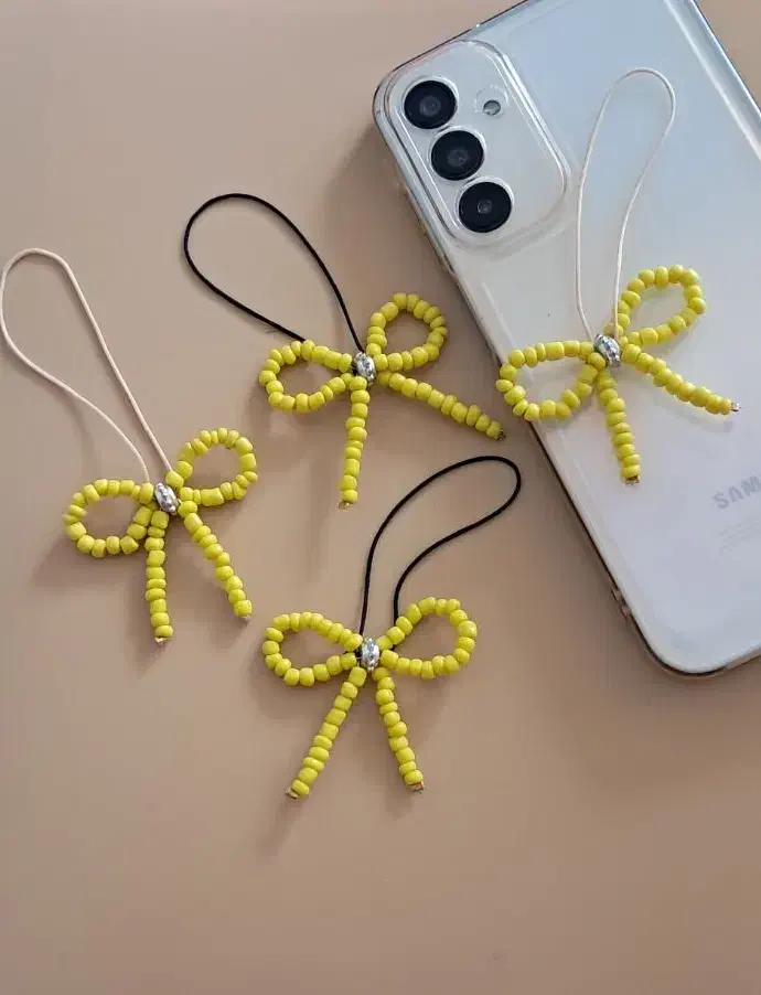 آویز پاپیونی مناسب گوشی، فلش، کیف|زیورآلات و اکسسوری|رشت, بوسار|دیوار