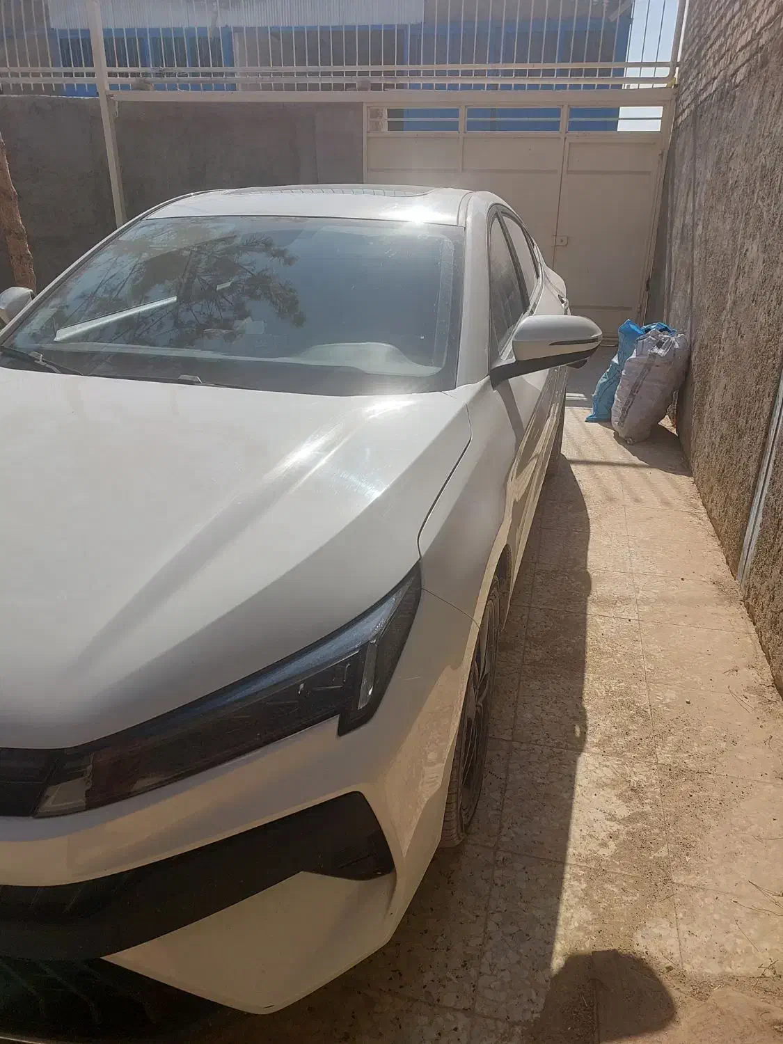 kmc  ۱۴۰۲|خودرو سواری و وانت|اصفهان, شهید رجایی|دیوار