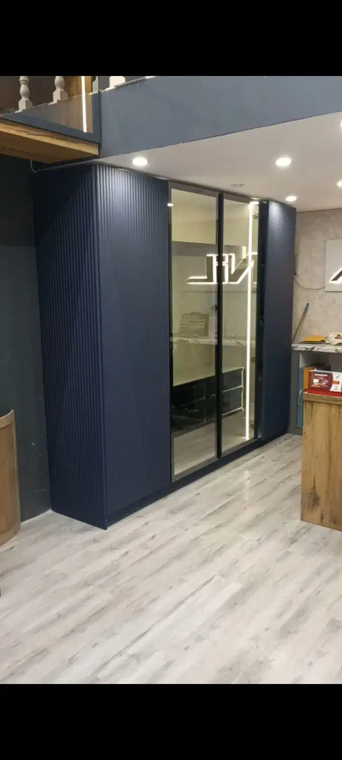 کمد دیواری نمایشگاهی درب فریم لس و وکیوم|جاکفشی، کمد، دراور|پردیس, سیاه سنگ|دیوار