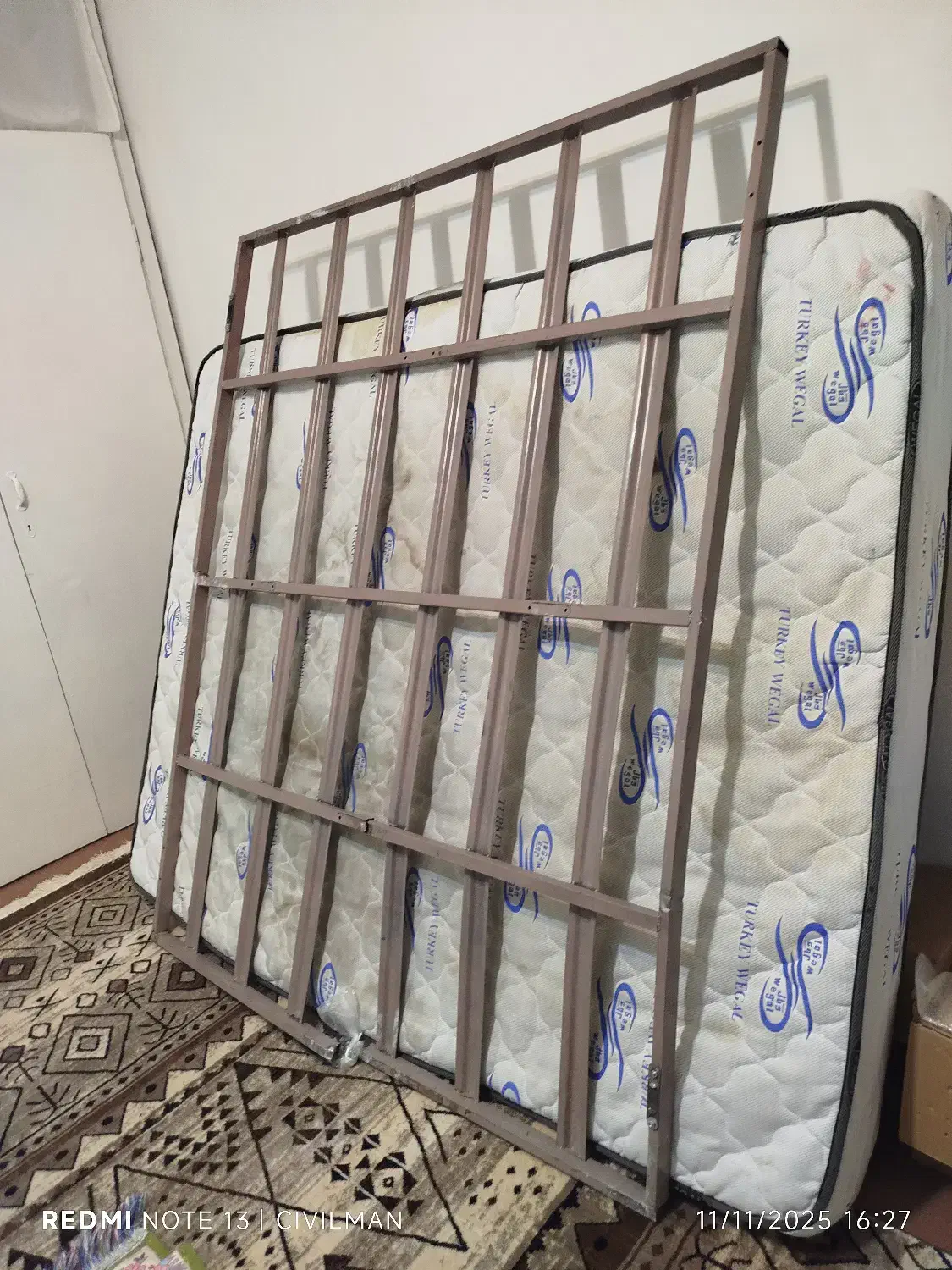 تشک دو نفره به همراه زیر تشک فلزی|تشک تختخواب|شهرکرد, |دیوار