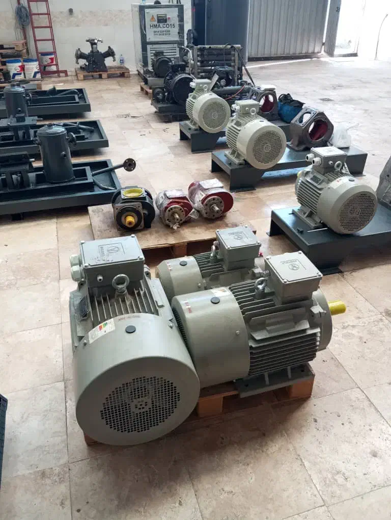 کمپرسورفشارقوی (بوستر ۴۰ بار)،و کمپرسور اسکرو|ماشین‌آلات صنعتی|تهران, آرژانتین|دیوار