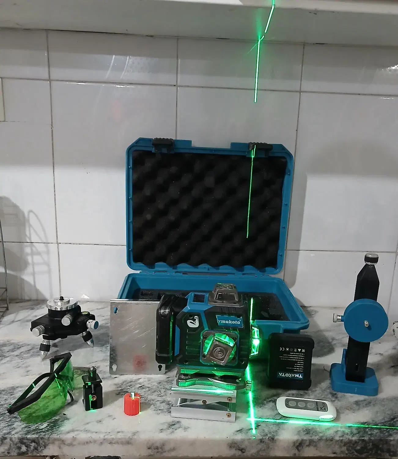 تراز لیزری ماکوتا|ابزارآلات|گناباد, |دیوار