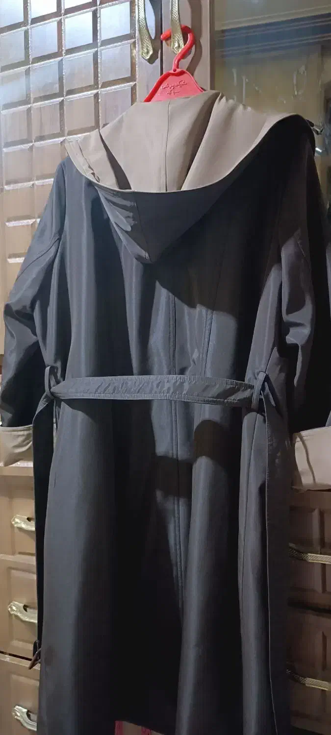 پالتو کاملا نو|لباس|قم, قم نو|دیوار