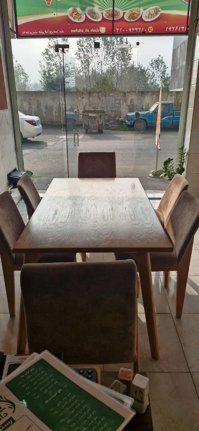 میز غذاخوری ۶ نفره|میز و صندلی غذاخوری|رشت, باهنر|دیوار