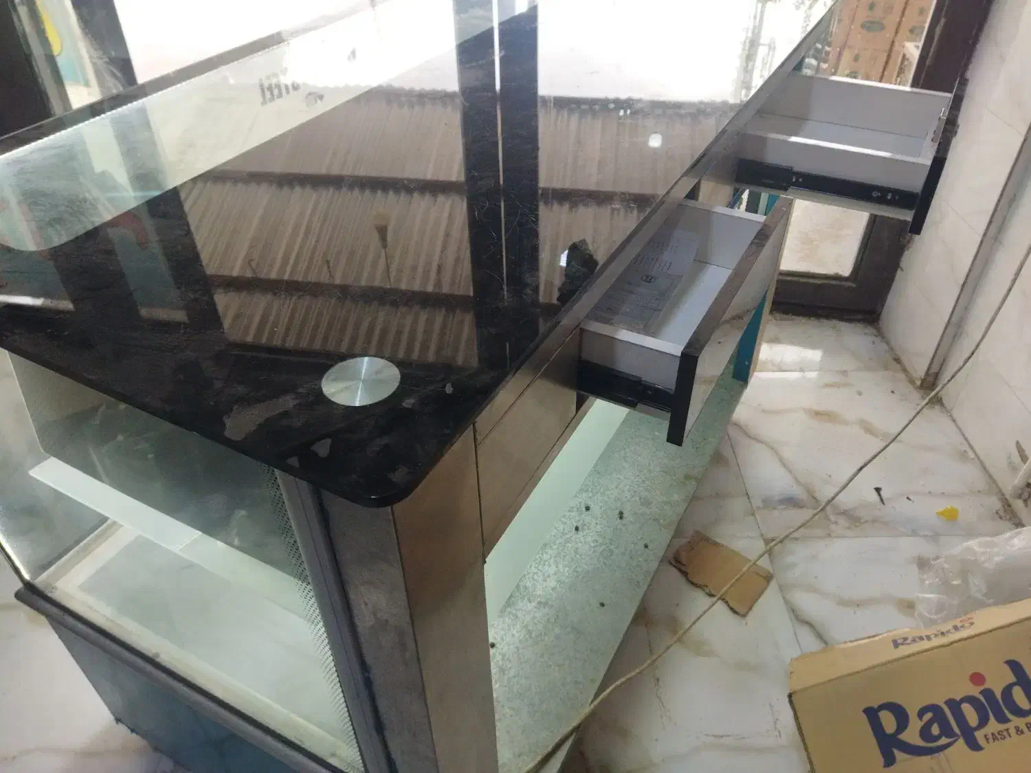 صندوق فروش ویترینی|فروشگاه و مغازه|روانسر, |دیوار