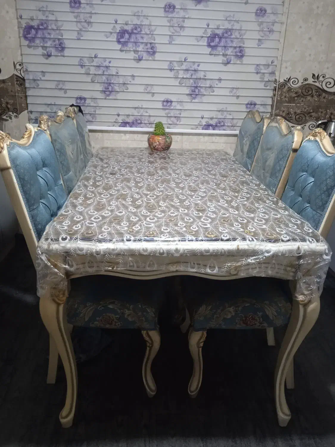 مبل ومیز غذاخوری(باهم ست هستن)|مبلمان خانگی و میز عسلی|بهارستان, |دیوار