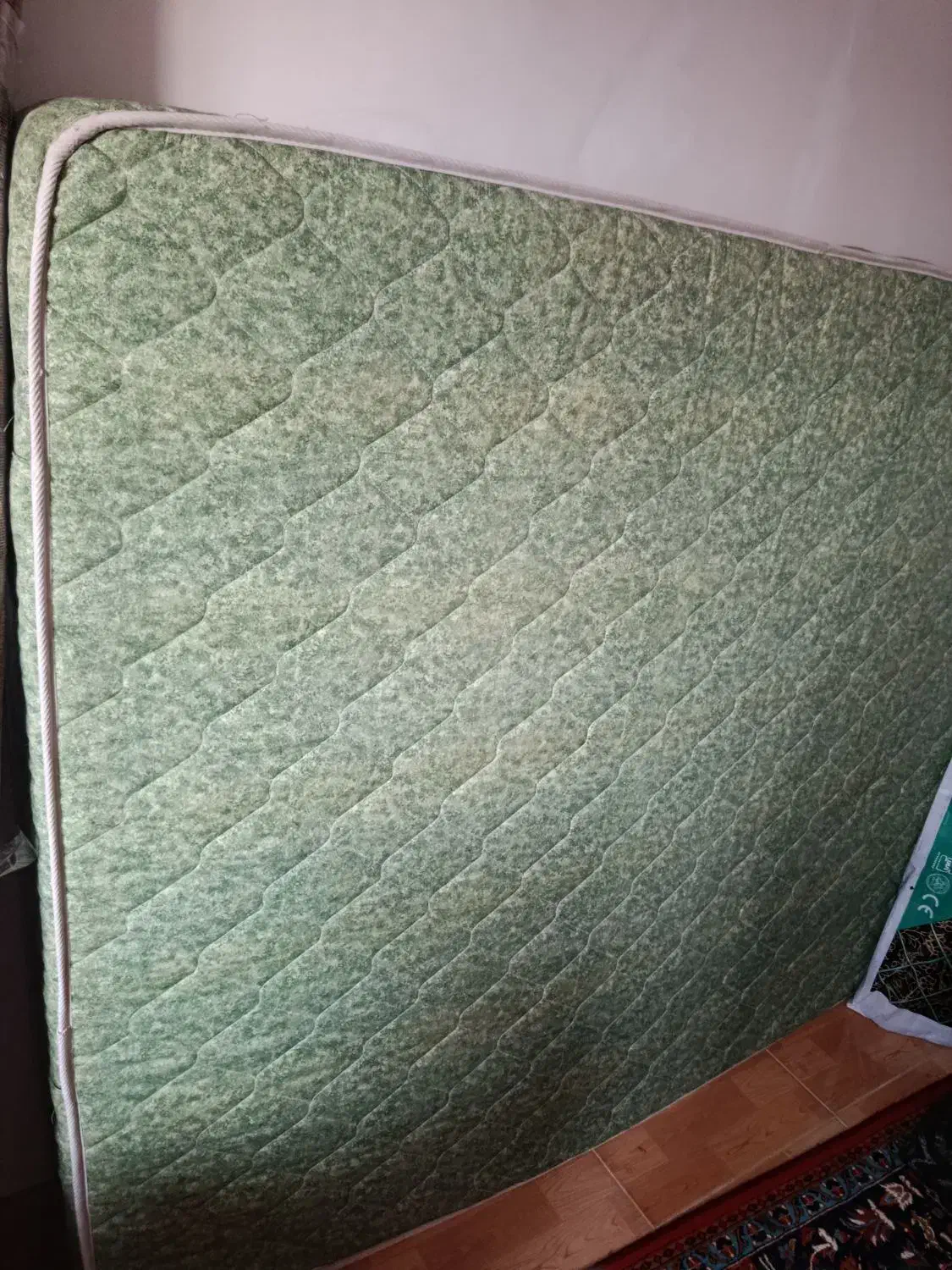 تشک فنری|تشک تختخواب|لنگرود, |دیوار