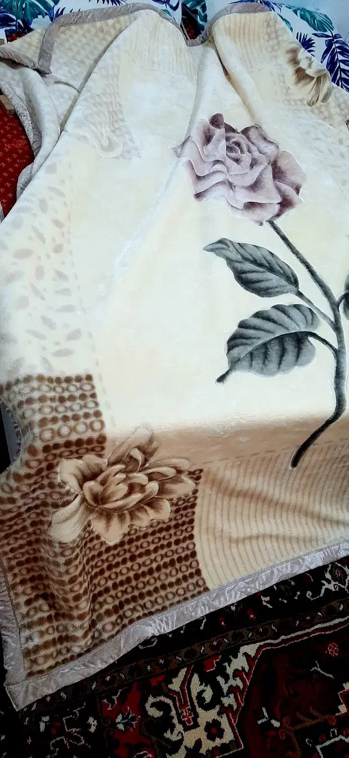 پتو روتختی|رختخواب، بالش، پتو|تبریز, |دیوار