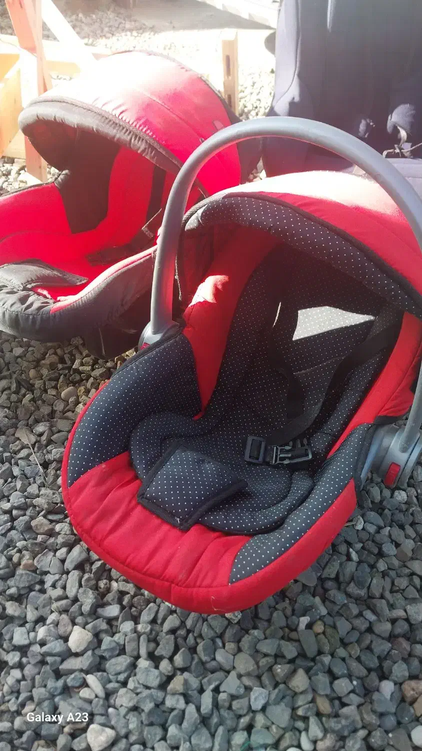 فروش صندلی بچه کریر گهواره تاب و روروک|کالسکه و لوازم جانبی|رحیم‌آباد, |دیوار