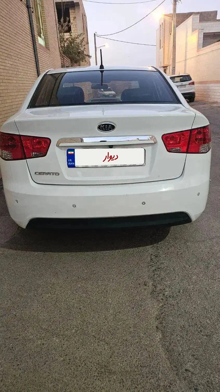 سراتو ۲۰۰۰ مدل ۹۷|خودرو سواری و وانت|میبد, |دیوار