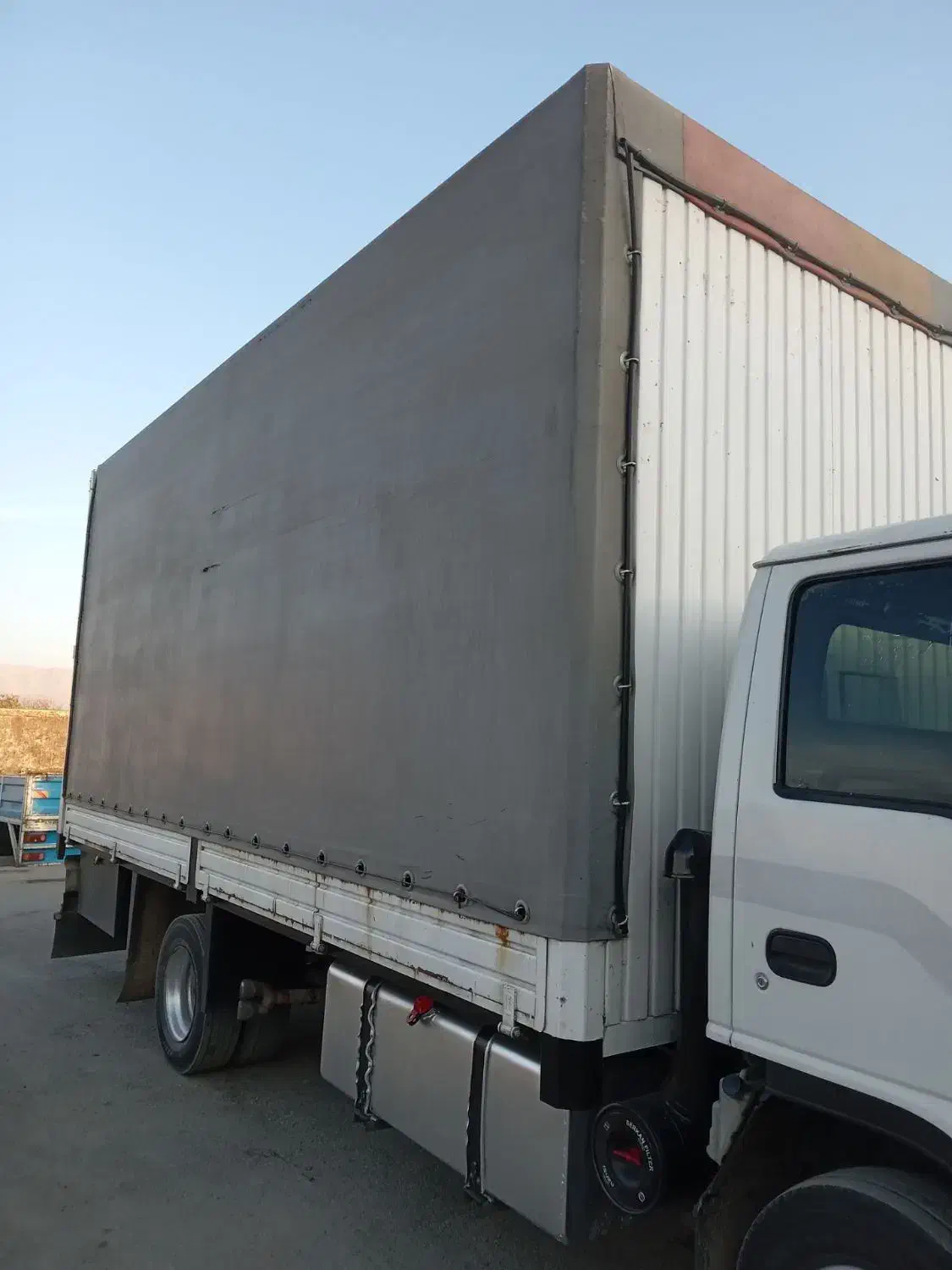 اتاق ایسوزو مسقف چادری|خودرو سنگین|اراک, |دیوار