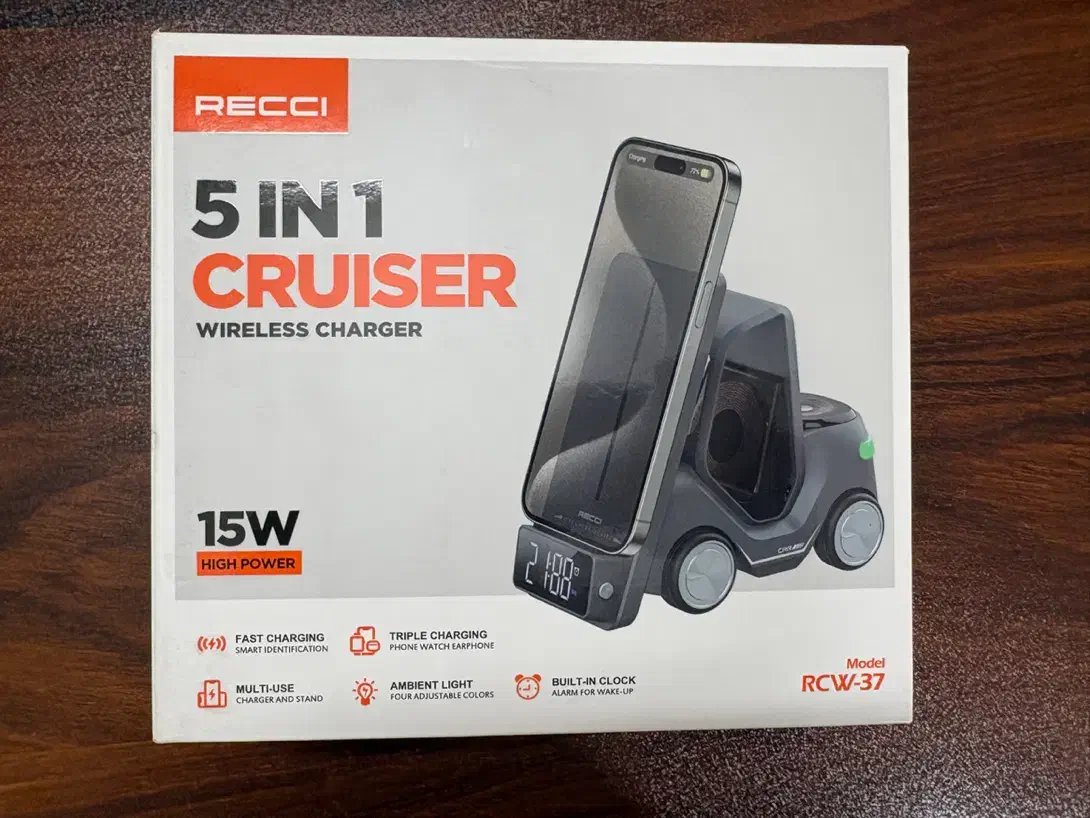 شارژر بی سیم مدل iTruck|لوازم جانبی موبایل و تبلت|اندیشه, اندیشه فاز ۴|دیوار