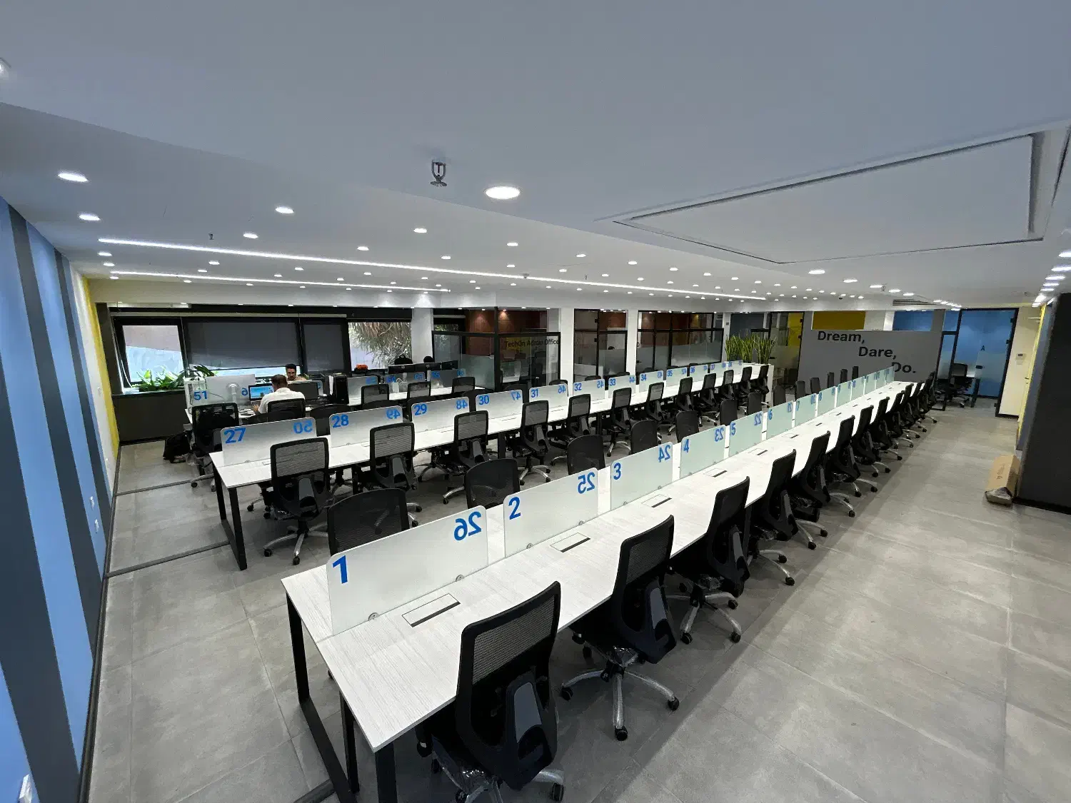 فضای کار اشتراکی تکان - صندلی اشتراکی - اتاق جلسه|اجارهٔ دفتر کار، اتاق اداری، مطب|تهران, دانشگاه شریف|دیوار