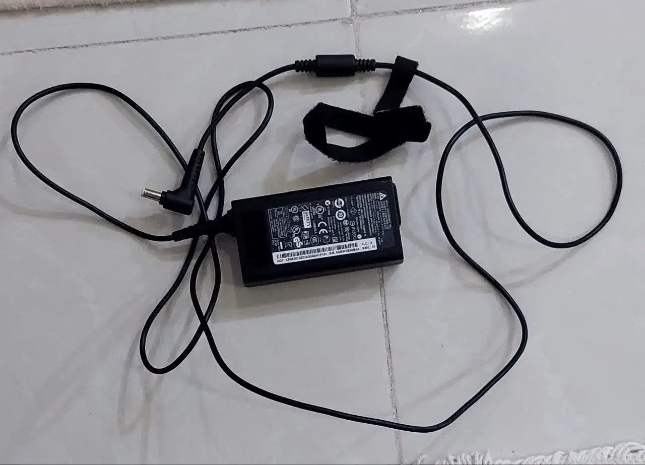 آدابتور لپ تاپ 100%اورجینال ایسر   مدلADP-65VHD|قطعات و لوازم جانبی رایانه|گرگان, |دیوار