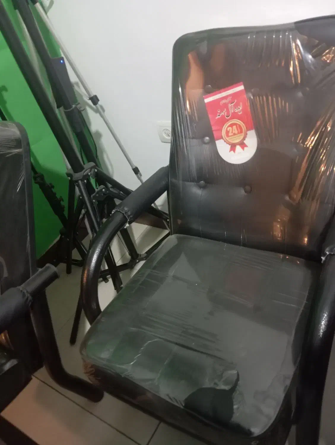 صندلی اداری و میز وسط اداری چستر|مبلمان اداری|ساری, |دیوار