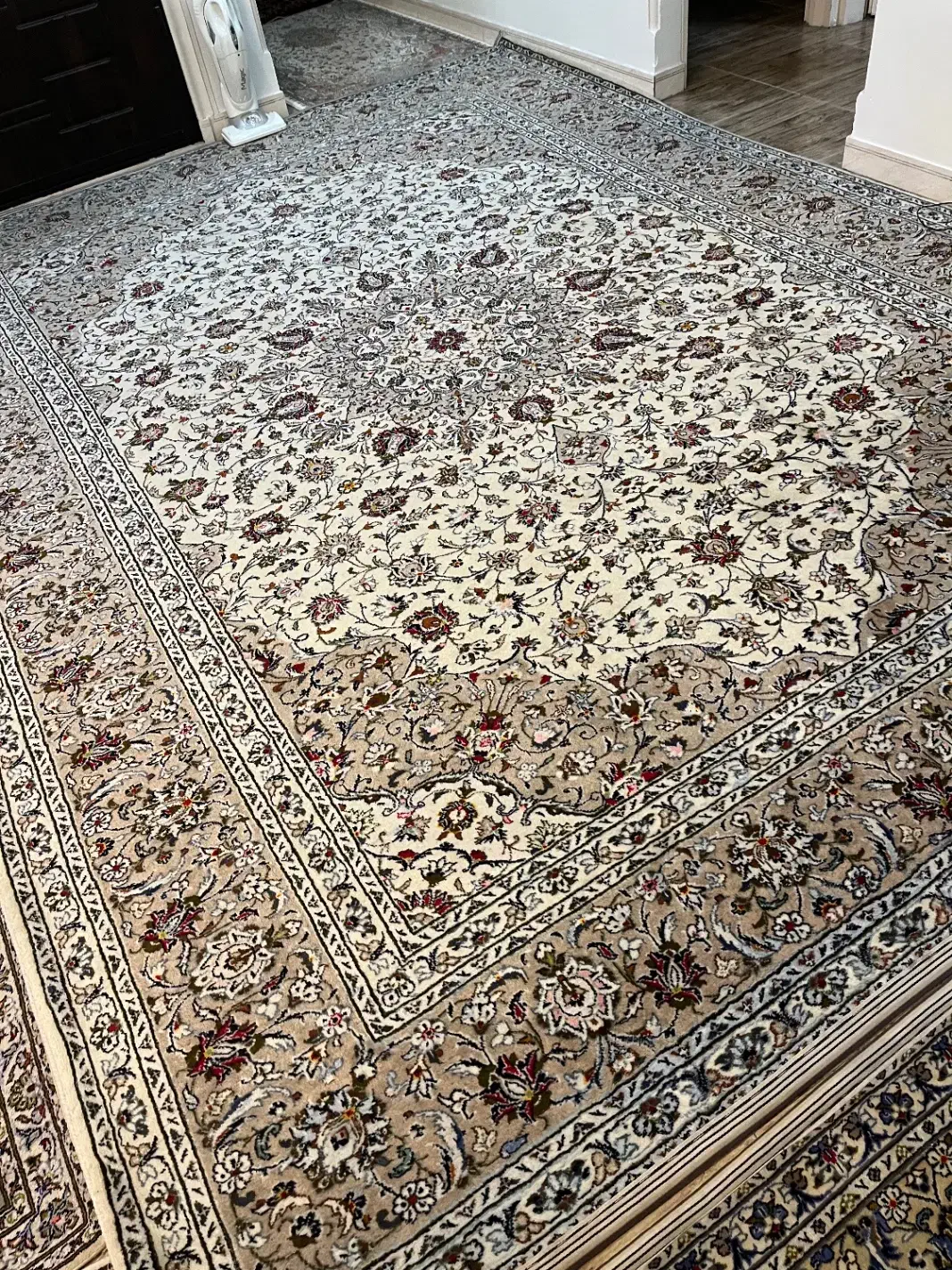 فرش دستبافت کاشان کرم ۱۲ و ۶ متری|فرش|تهران, بلورسازی|دیوار