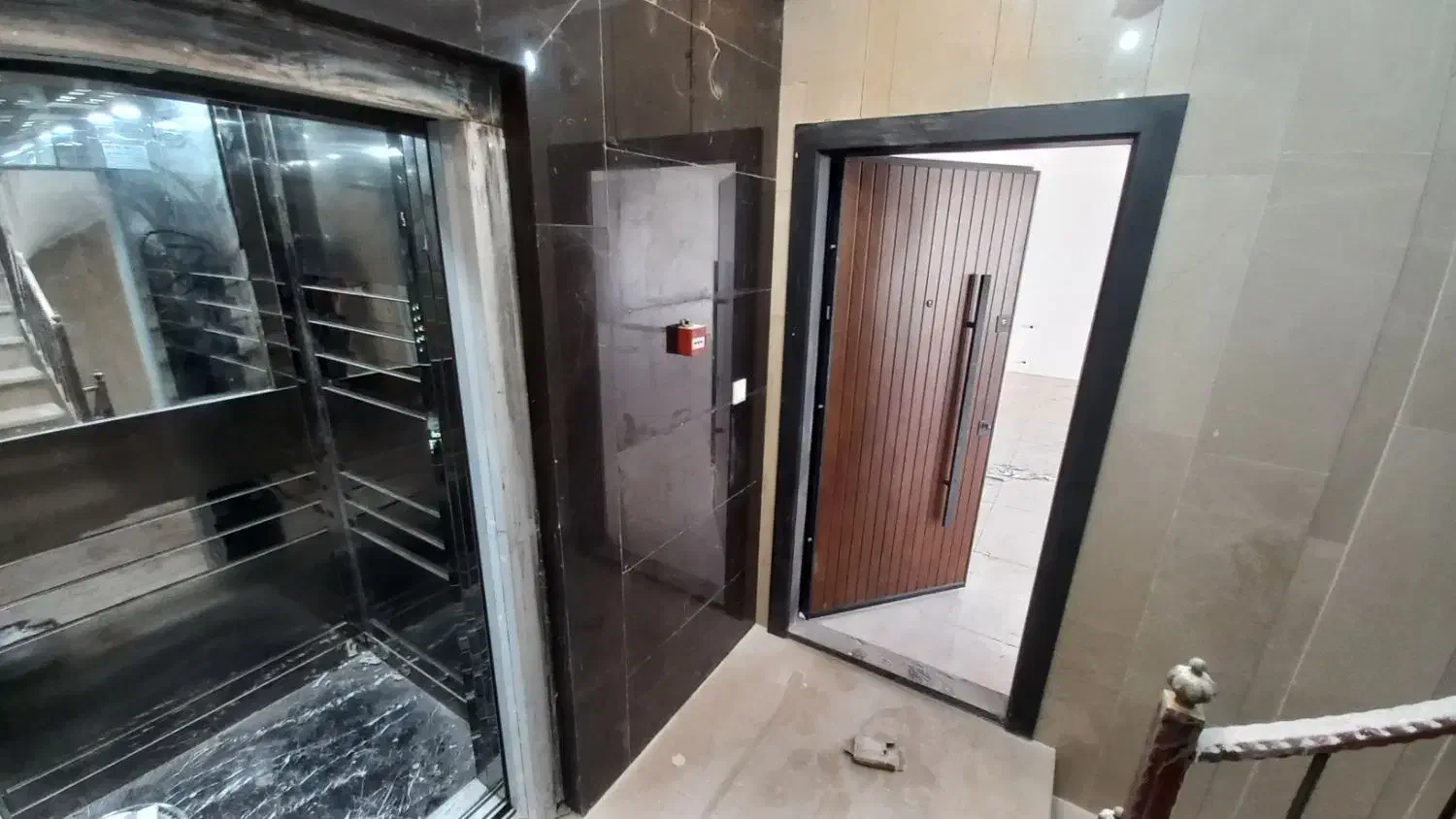 آپارتمان158متری/ دانشگاه/ جنوبی/ نزدیک‌خیابان|فروش آپارتمان|قزوین, |دیوار