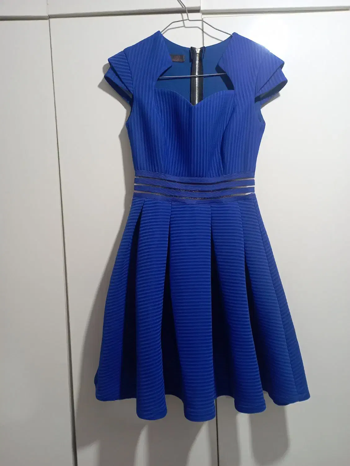 لباس مجلسی|لباس|فیروزه, |دیوار