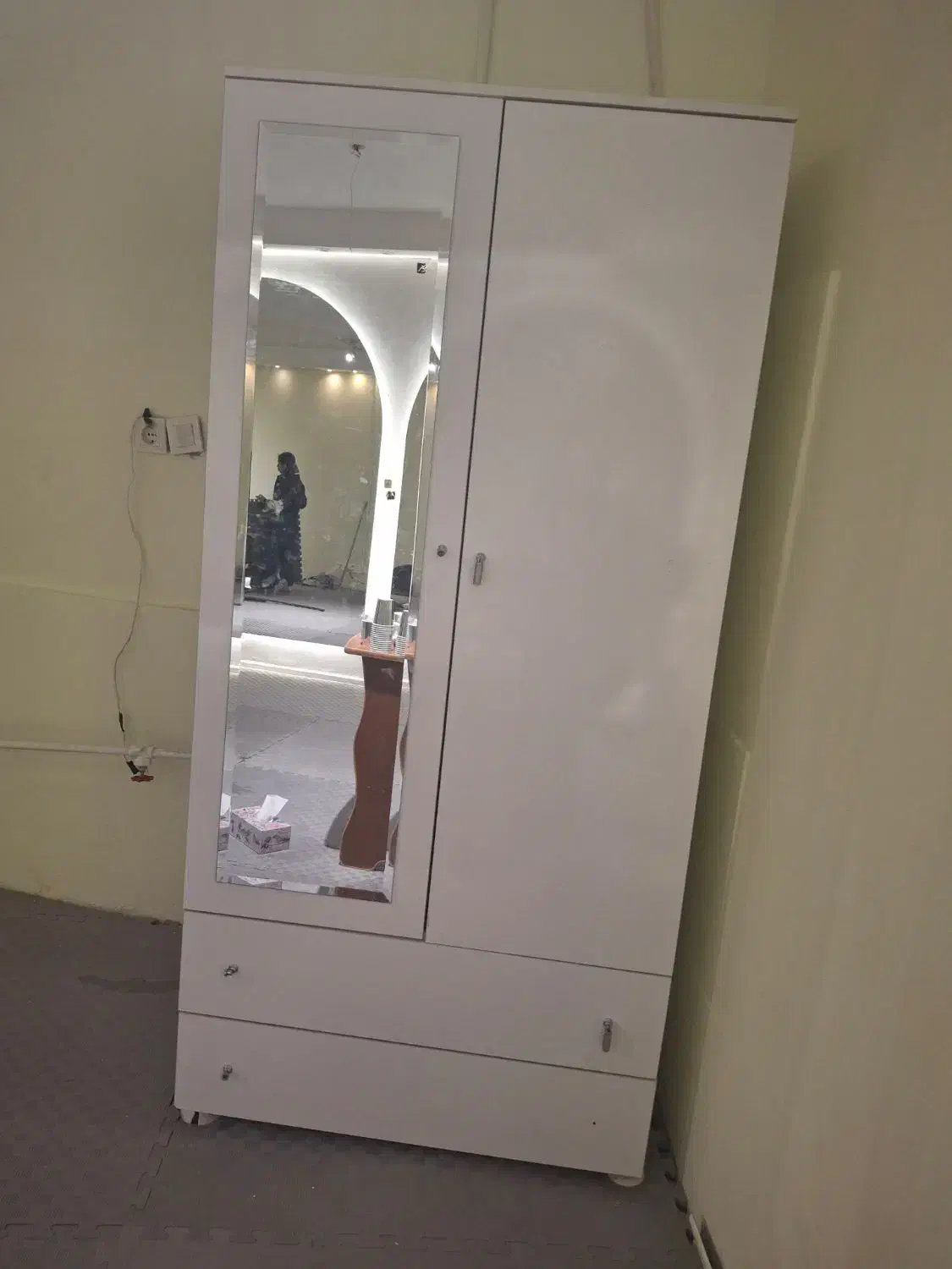 کمد لباس کشو دار|جاکفشی، کمد، دراور|مشهد, آزادشهر|دیوار