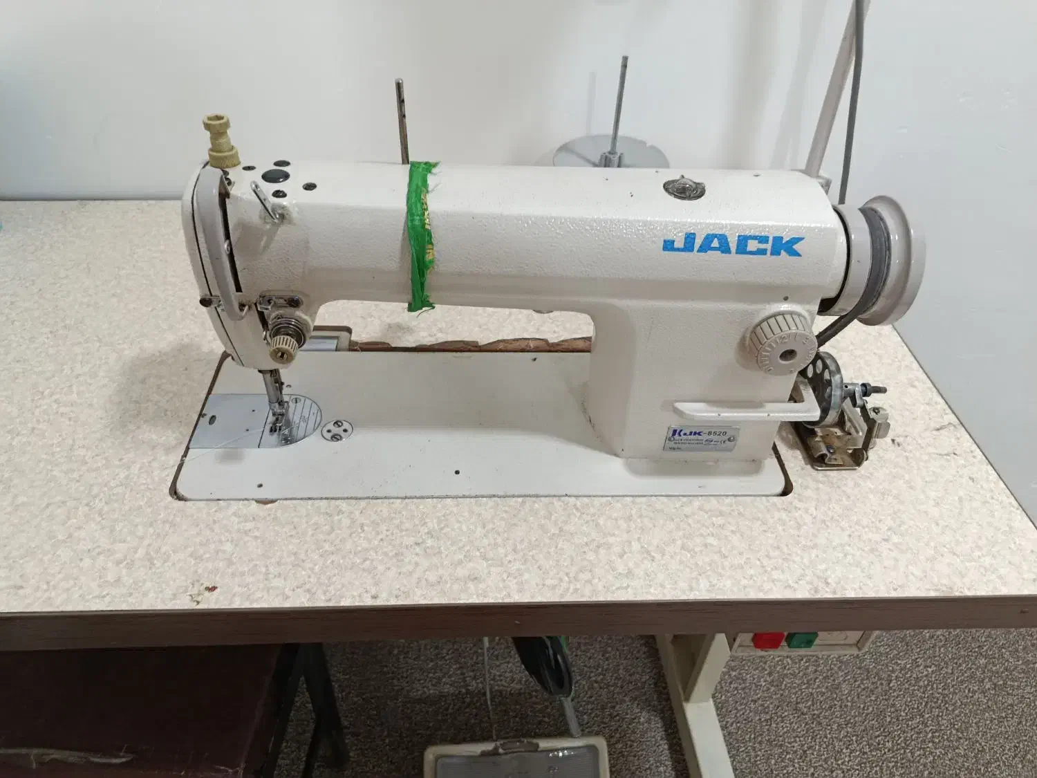 چرخ خیاطی راسته دوزجک|چرخ خیاطی و ریسندگی|کرخه, |دیوار