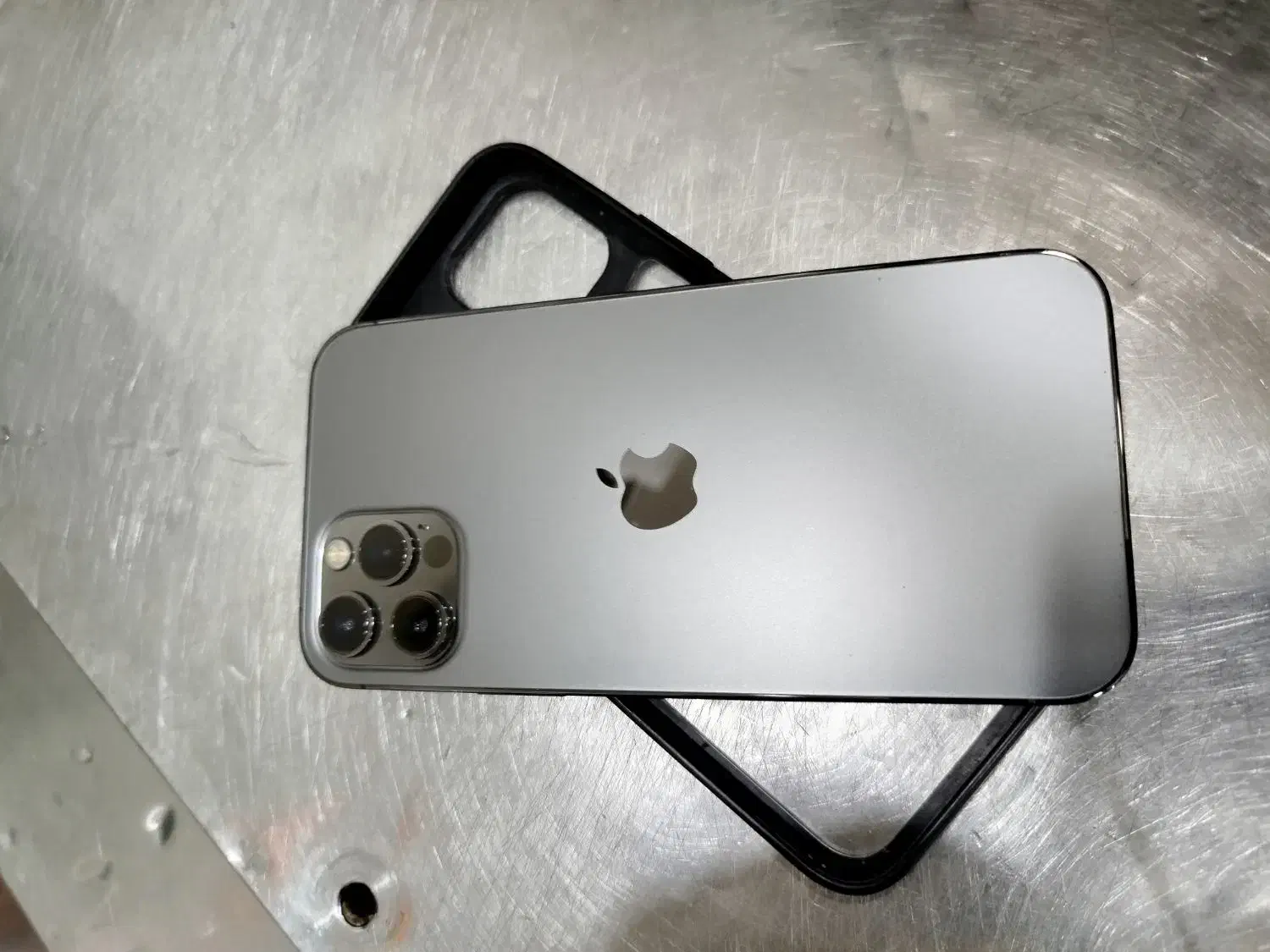 آیفون 12پرو فابریک|موبایل|فلاورجان, |دیوار