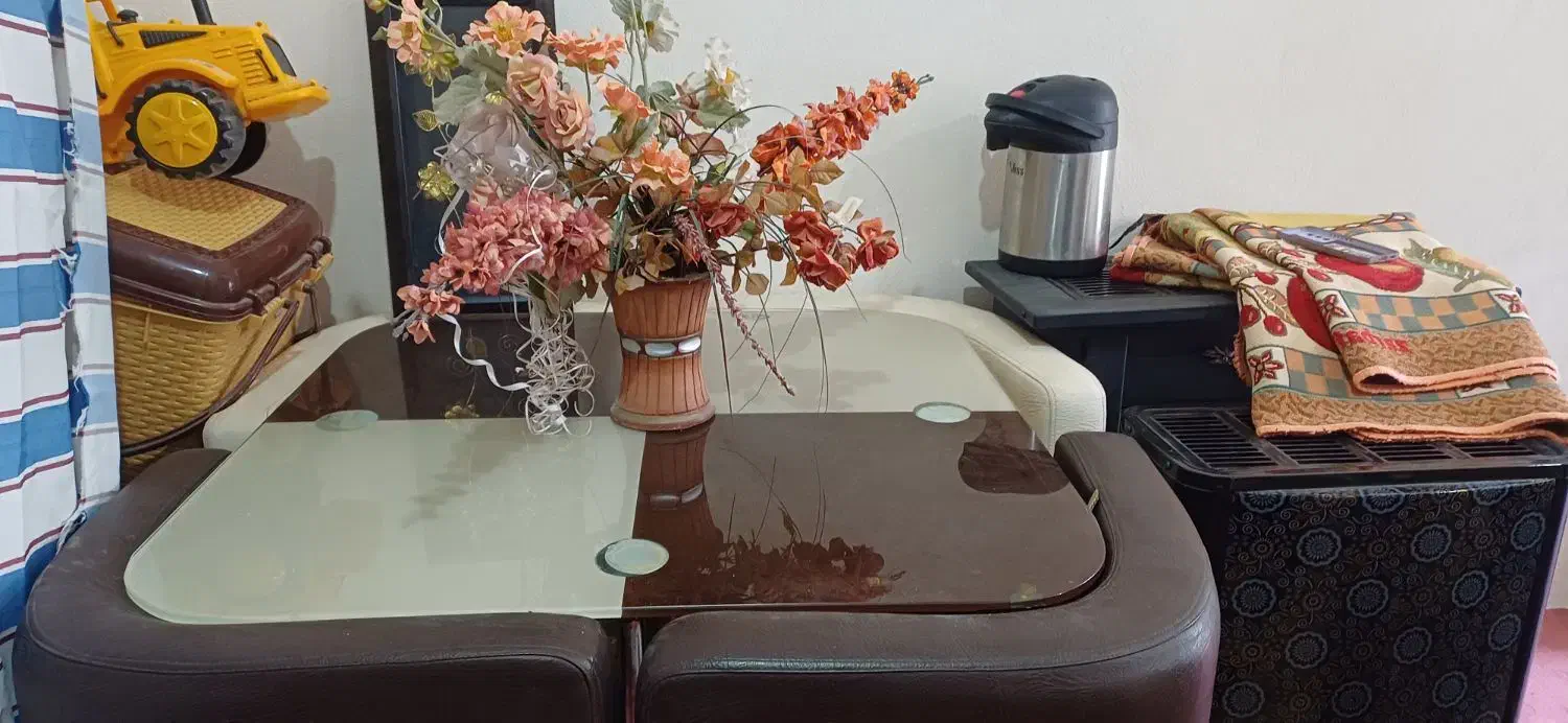 میز نهار خوردی|میز و صندلی غذاخوری|اشتهارد, |دیوار