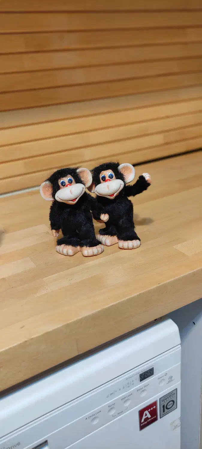 مجسمه میمون مشکی بدنه خز|مجسمه، تندیس، ماکت|مراغه, |دیوار