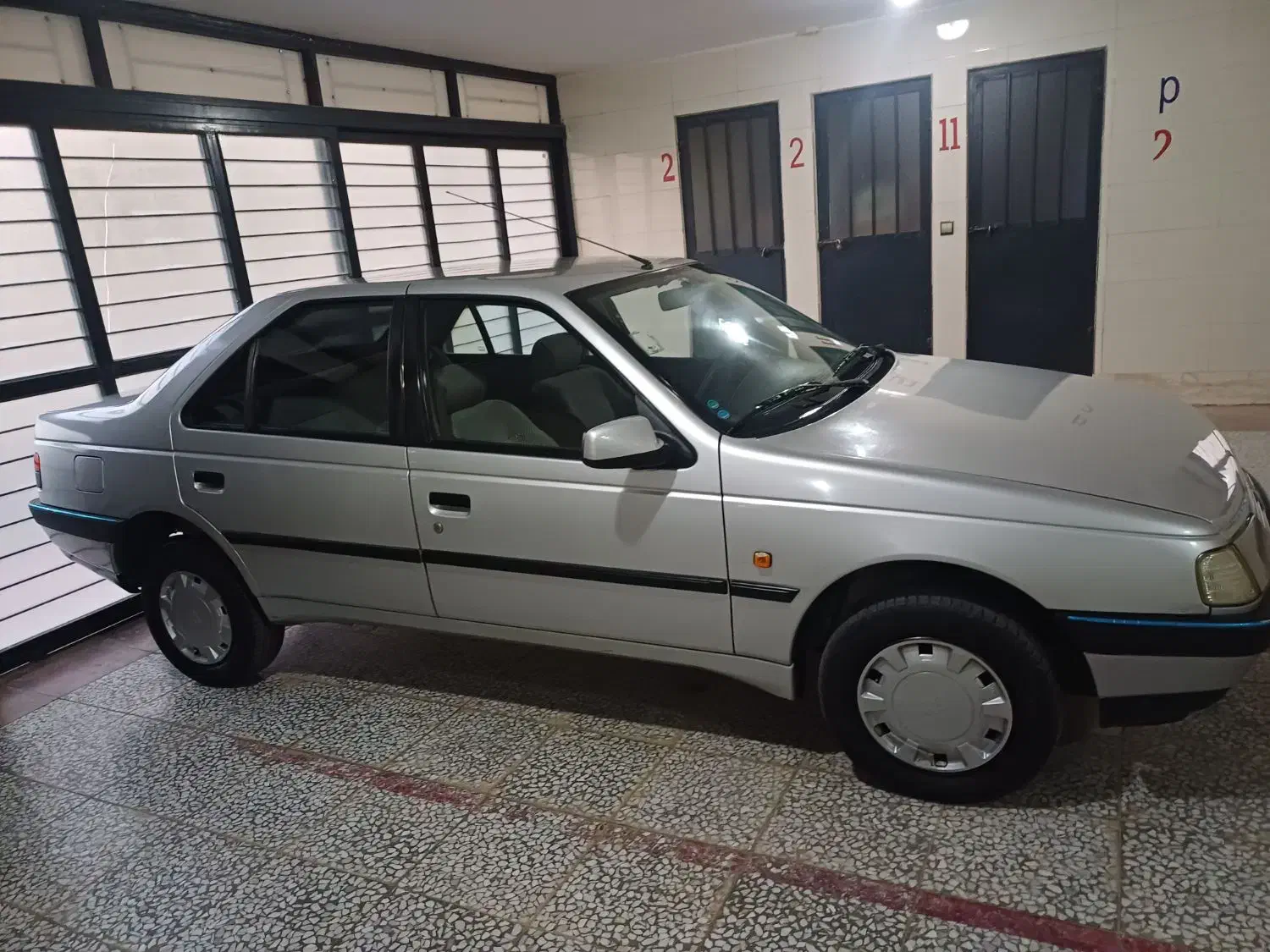 پژو۴۰۵مدل۸۶|خودرو سواری و وانت|شاهین‌شهر, شهرک گلدیس|دیوار