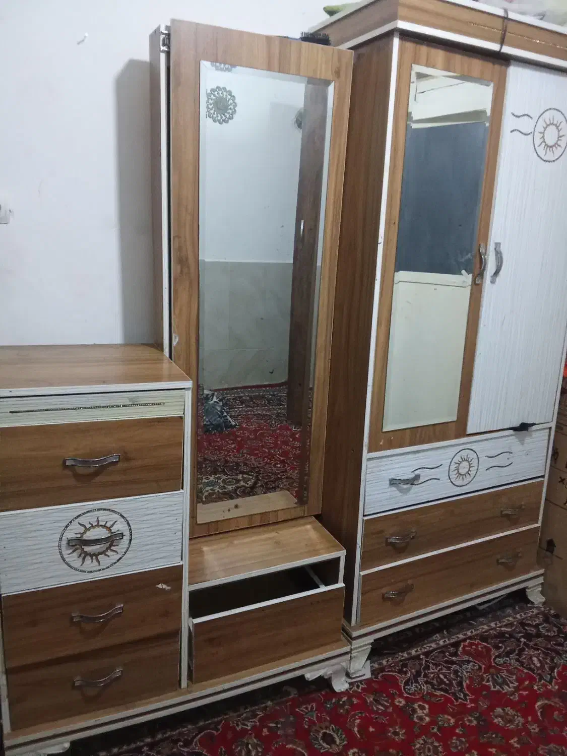 کمد لباس اینه دلاور|جاکفشی، کمد، دراور|مشهد, خواجه ربیع|دیوار