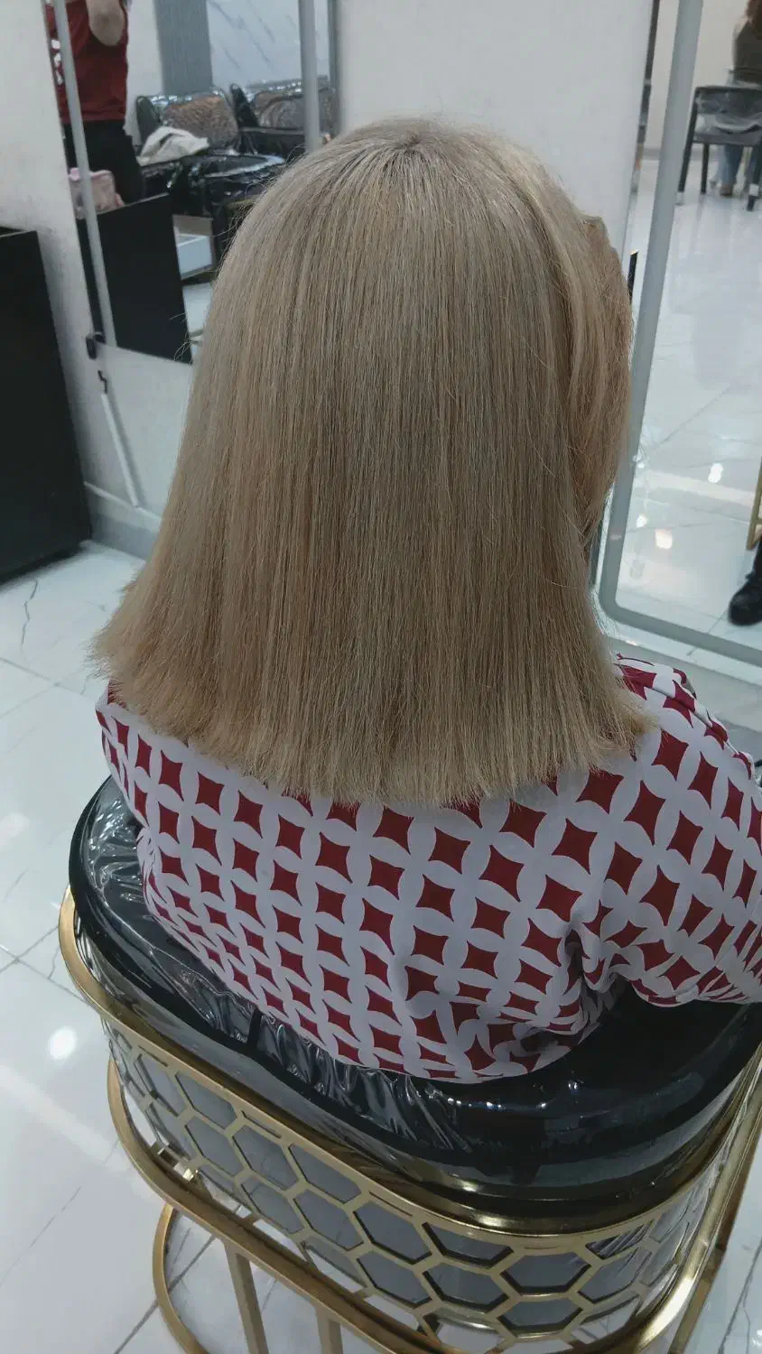 تخفیف رنگ مو به مناسبت یلدا و روز زن|خدمات آرایشگری و زیبایی|کرمانشاه, |دیوار