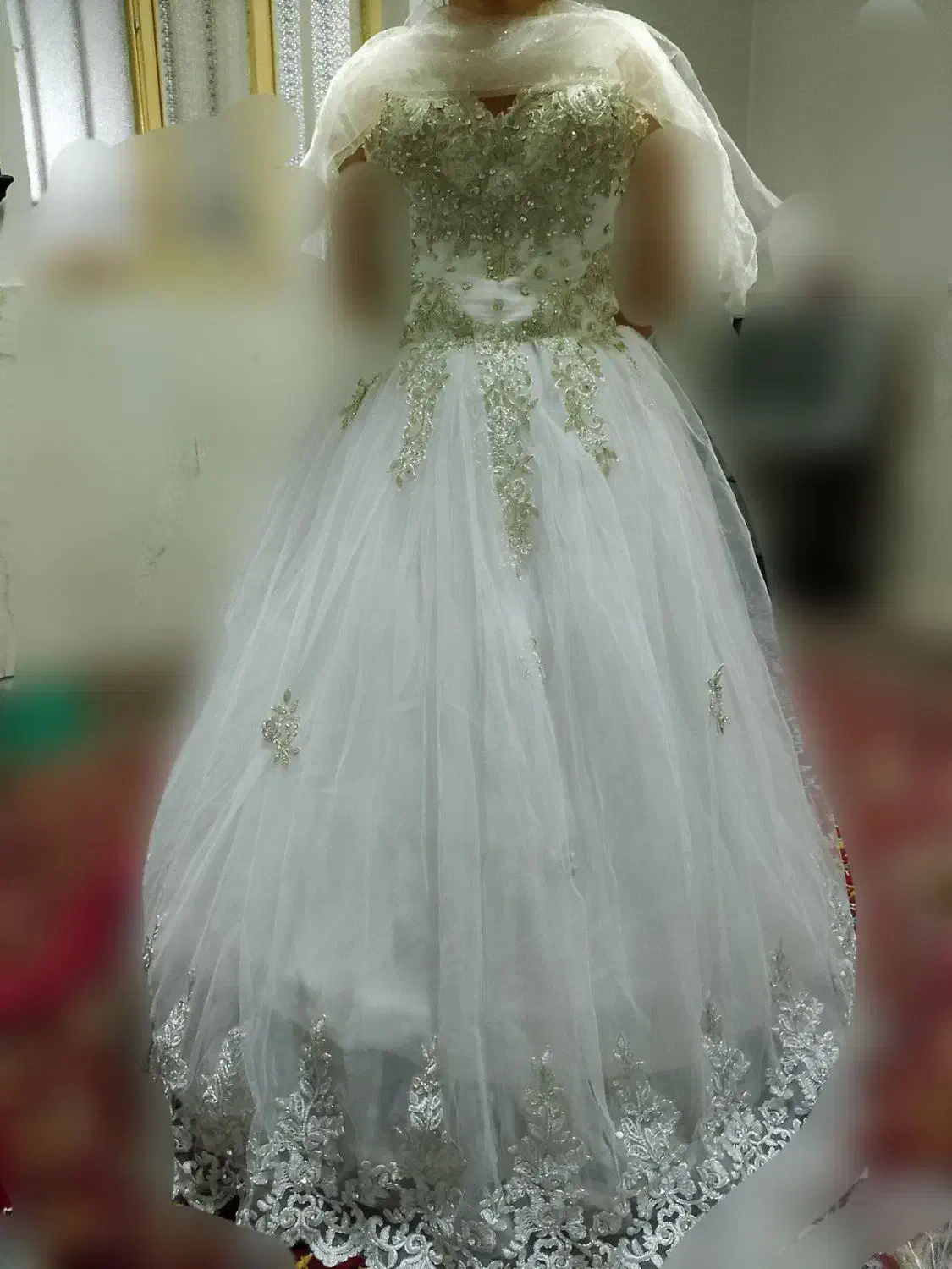 لباس عروس و مجلسی|لباس|رودهن, |دیوار