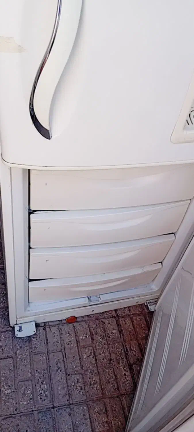 یخچال فریزر|یخچال و فریزر|اصفهان, کوی راه حق|دیوار