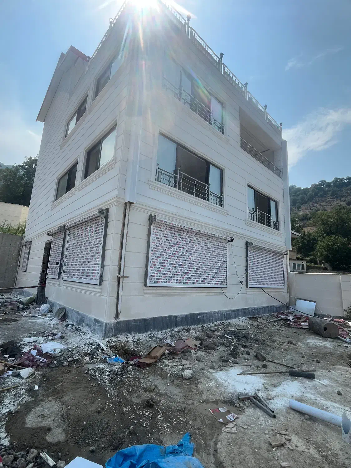 پخش شیشه وکرکره برقی هاشمی|خدمات پیشه و مهارت|قائمشهر, |دیوار