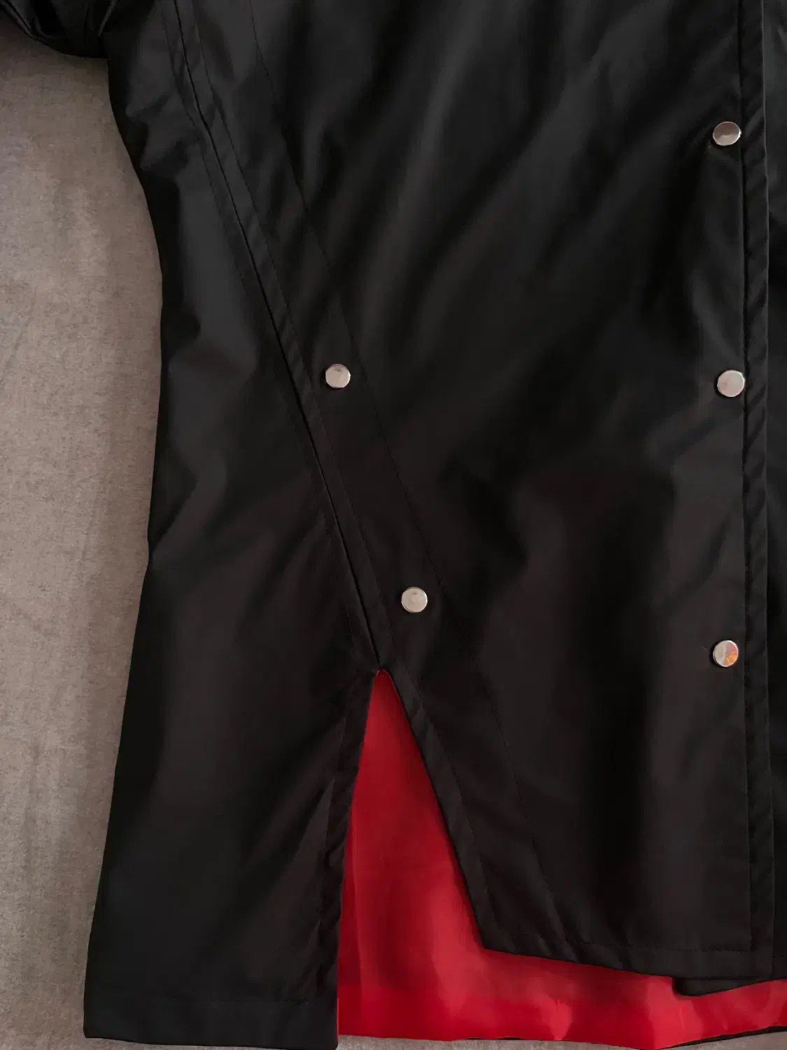 بارونی|لباس|تهران, استخر|دیوار