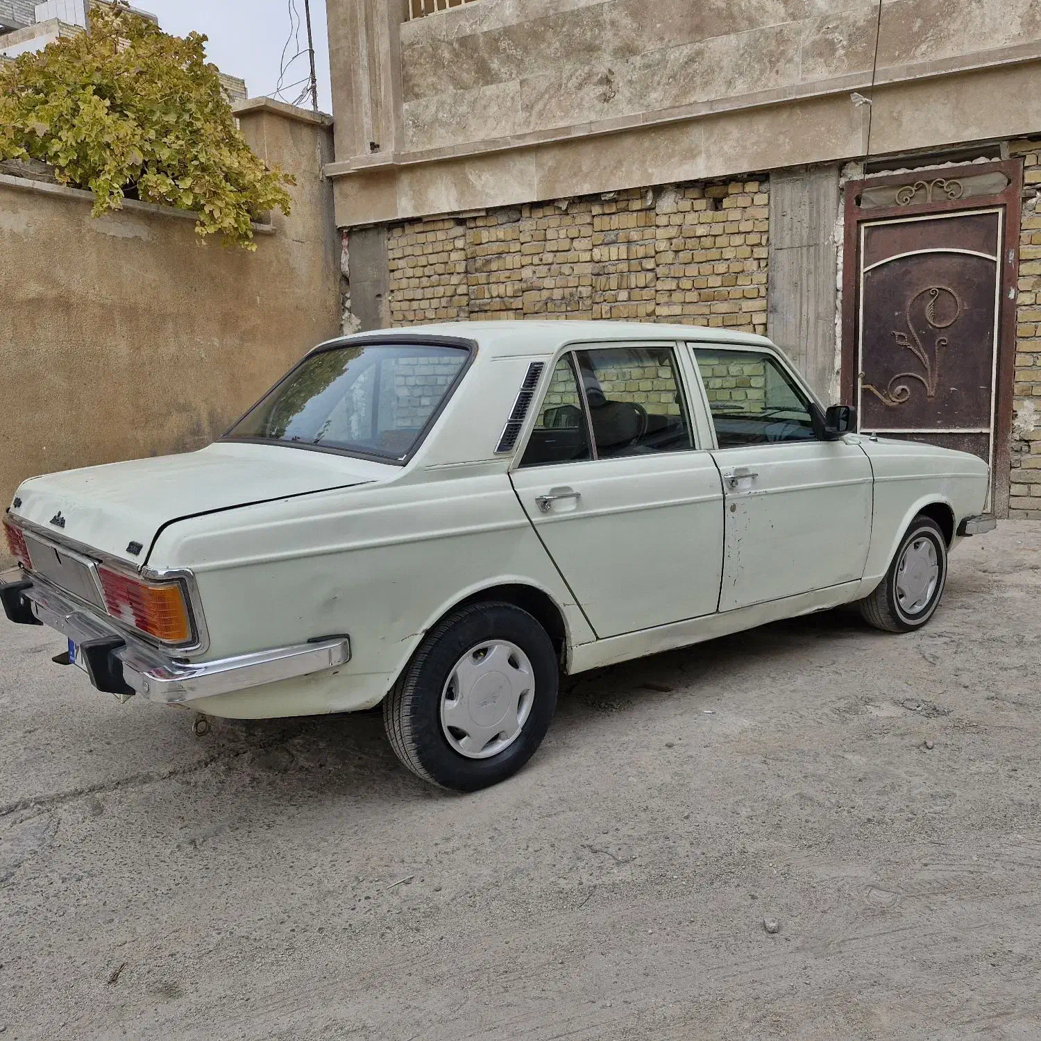 پیکان سواری ۸۳شاسی پلمپ|خودرو سواری و وانت|دورود, |دیوار