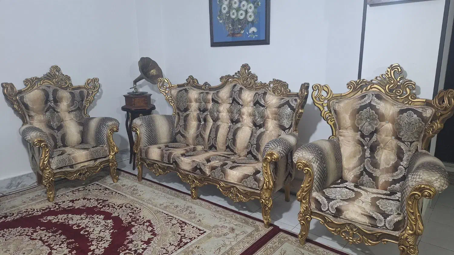 مبلمان ۷ نفره|مبلمان خانگی و میز عسلی|فولادشهر, B4|دیوار