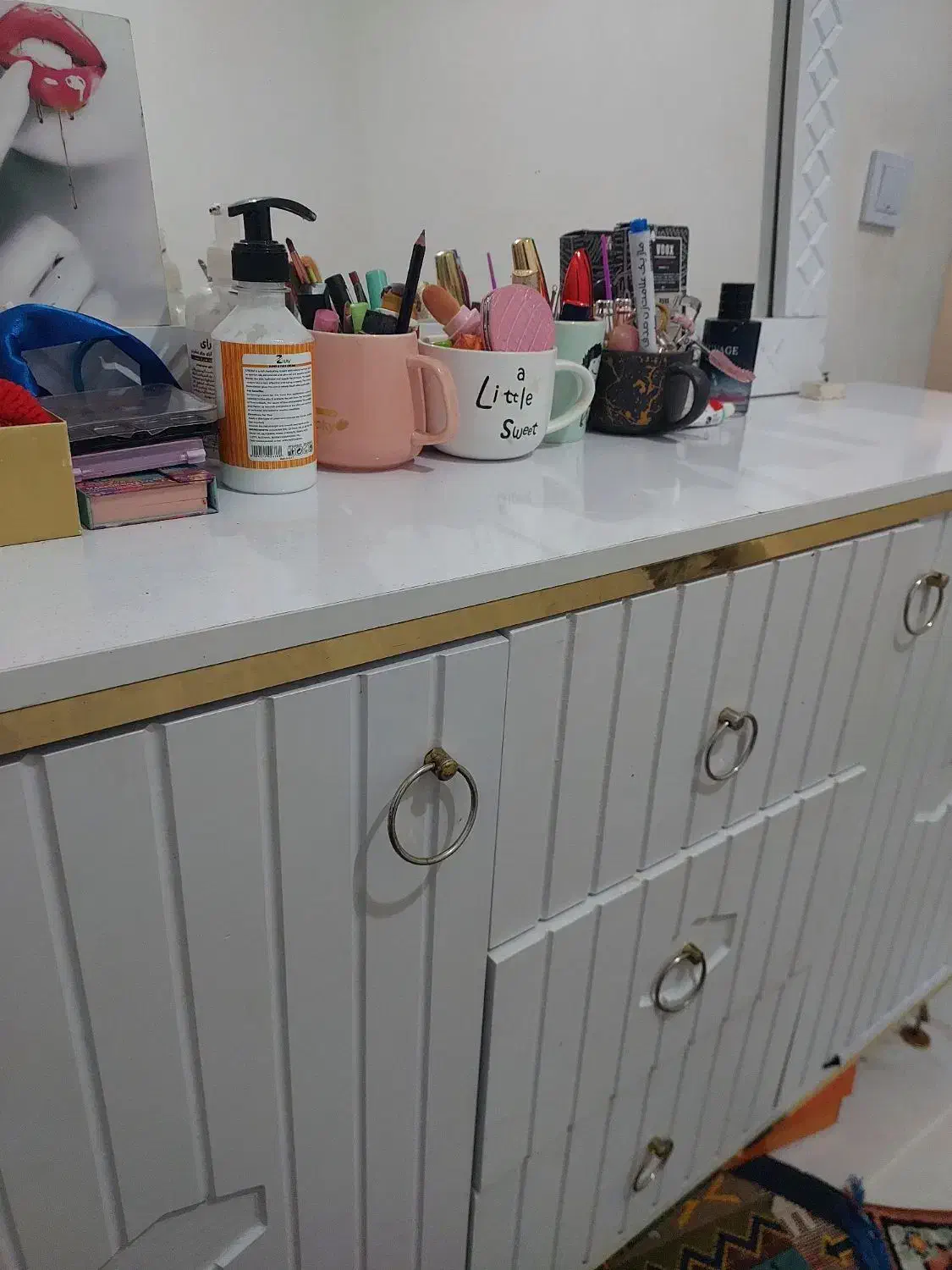 آینه وکنسول زیبا وتمیز|بوفه، ویترین، کنسول|دهلران, |دیوار