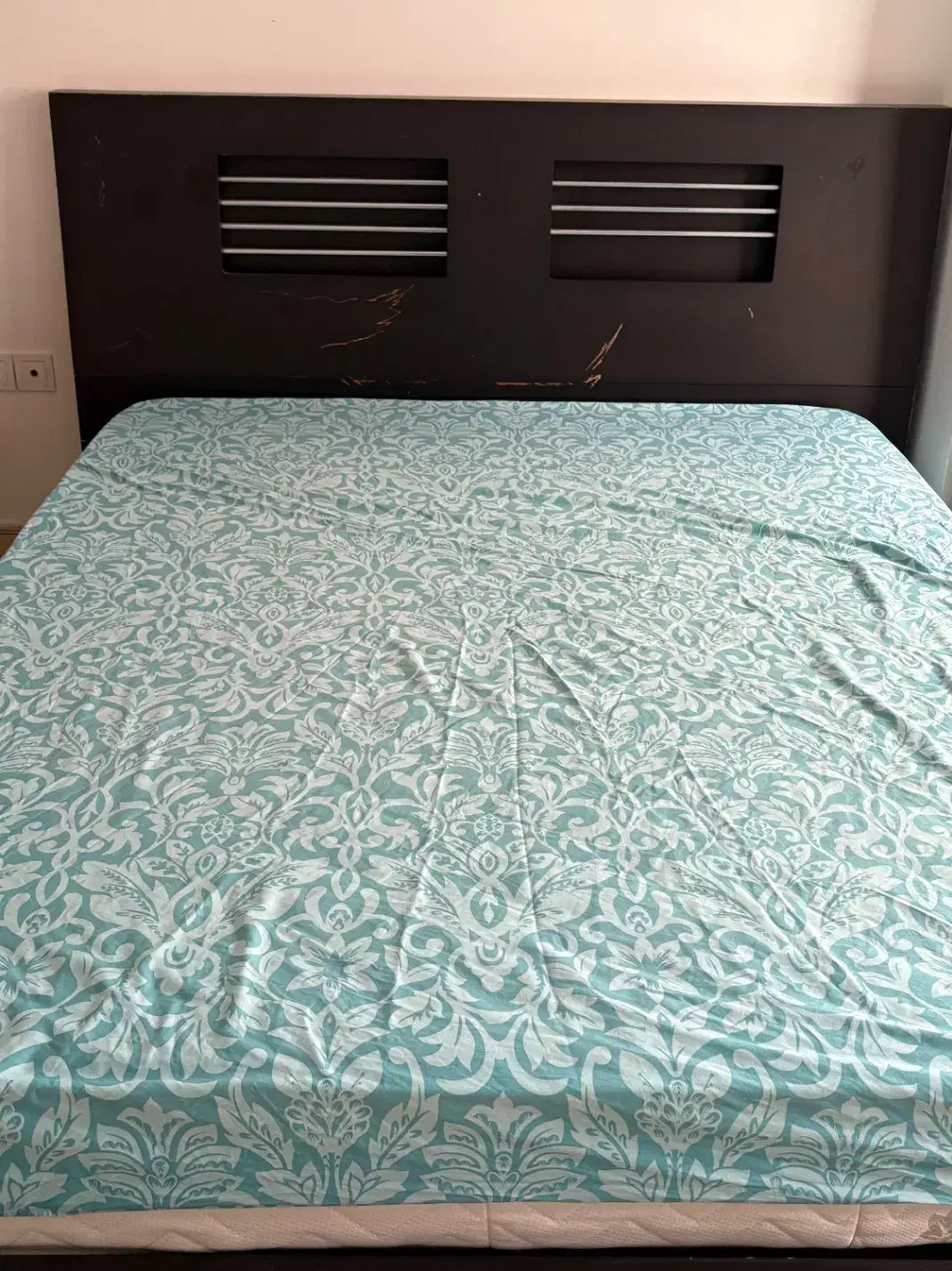 تخت ۲نفره بدون کفی|تخت و سرویس خواب|قائم‌شهر, |دیوار